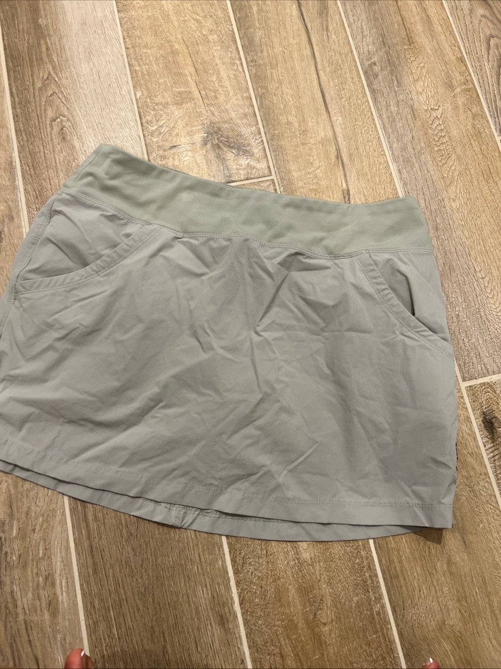 Light Sage Active Skort with Pockets